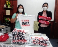 Entrega de materiales para la promoci&oacute;n y difusi&oacute;n contra el dengue